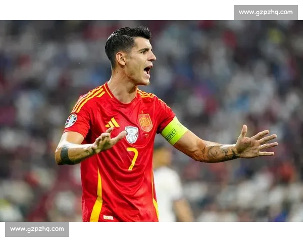 传承时刻!莫拉塔让袖标见证西班牙新老交替 传承时刻!莫拉塔让袖标见证西班牙新老交替