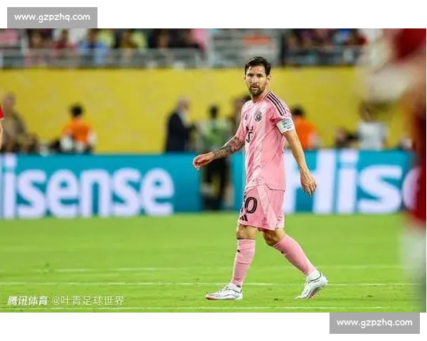 38 岁门神 8 次扑救 + 扑点封神!乌斯塔里当选世俱杯 MVP 38 岁门神 8 次扑救 + 扑点封神!乌斯塔里当选世俱杯 MVP