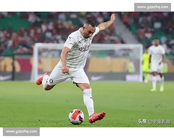 断腱之痛难挡热爱：39 岁老将卡索拉续写绿茵传奇